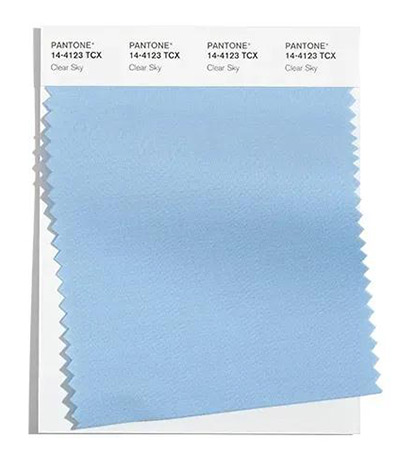 2021秋冬女裝十大流行色 晴空藍(lán)、嫩粉紅等色彩都很美(圖33)